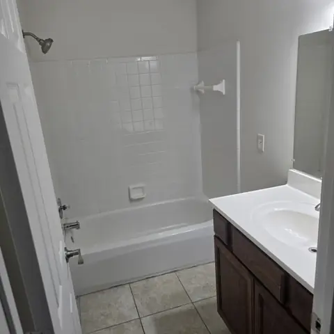 Darling House Cleaning Services project photo 14